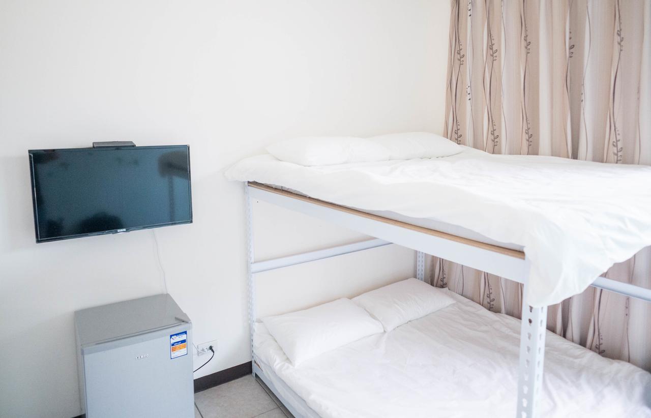 Feng Chia House Hostel Taichung Exterior photo