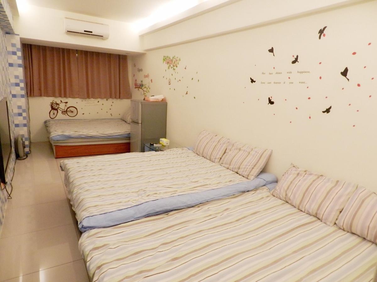 Feng Chia House Hostel Taichung Exterior photo